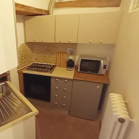 Castiglione - 4 Posti Letto *